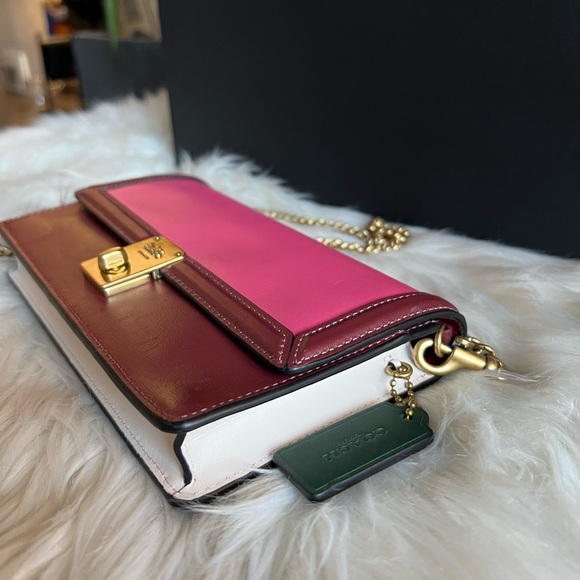 889 - Coach Hutton Clutch in Colorblock - Picture 9 of 14